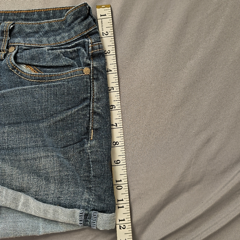 a.n.a Women's Classic Blue Jean Shorts - Picture 4 of 5